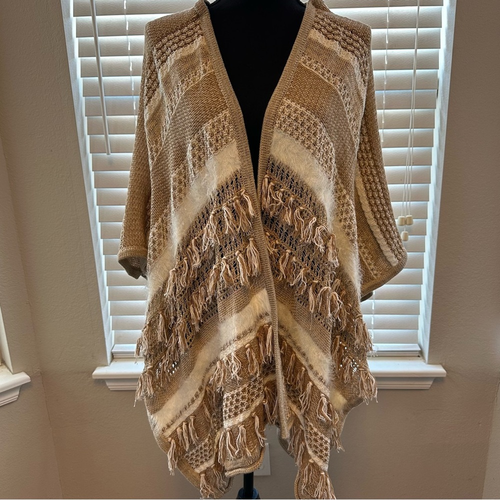 NWT Chico’s Fridge Womens Wrap Beige White‎ Boho Textured